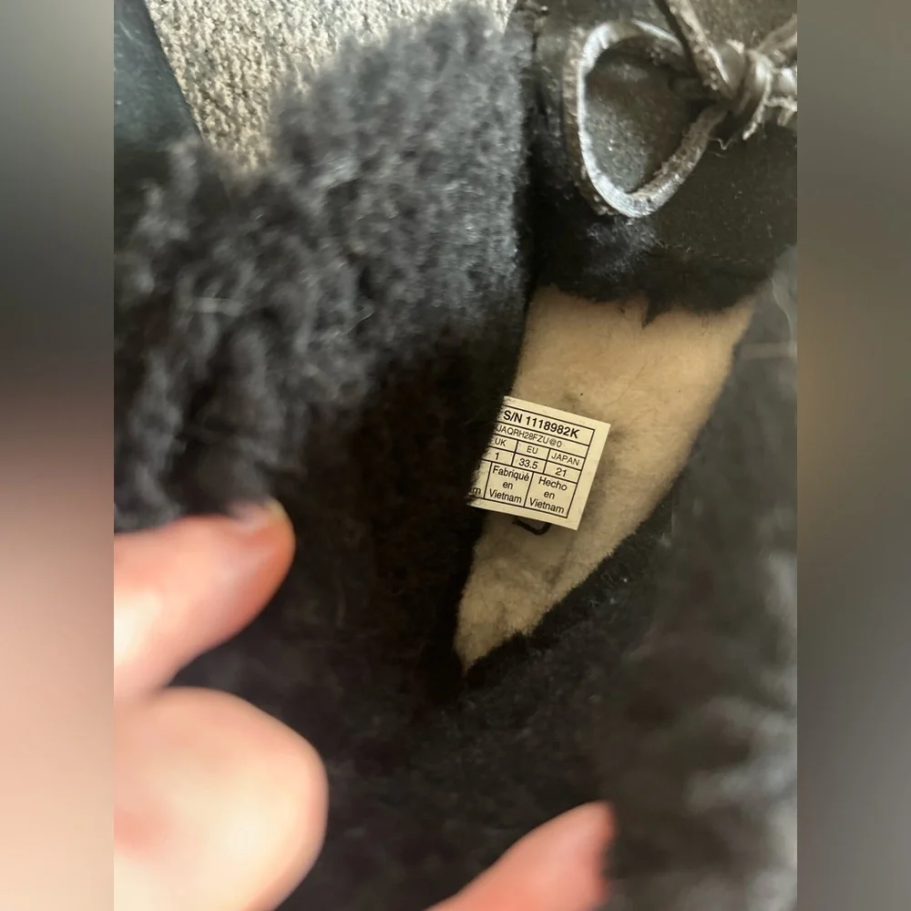 UGG Alena Wool Lined Black Suede Moccasin Slippers‎ Girls Youth Size 2 EUR 33.5